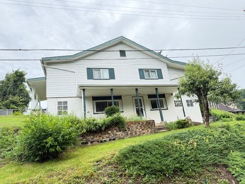 305 Voskamp Drive, Indiana Twp, PA, 15075 | Card Image