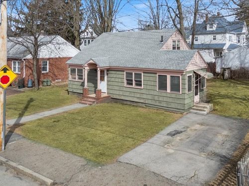 234 Foster St, Lowell, MA, 01851-3033 | Card Image