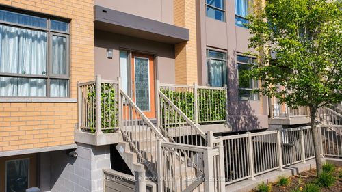 209-1070 Progress Ave, Toronto, ON, M1B0C5 | Card Image