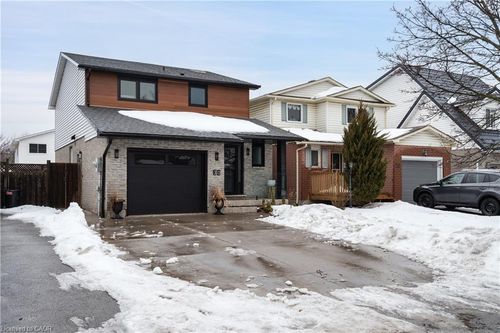 30 Buchanan Cres, Thorold, ON, L2V4M5 | Card Image