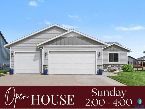 4004 S Infield Ave, Sioux Falls, SD, 57110-3097 | Card Image