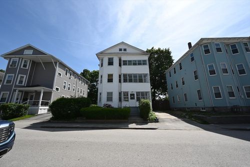 14 Derby St, Worcester, MA, 01604-5338 | Card Image