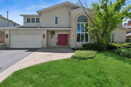 828 Woodleigh Ave, Highland Park, IL, 60035-1339 | Card Image