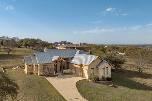 3206 Douglas Dr, Horseshoe Bay, TX, 78657-5776 | Card Image