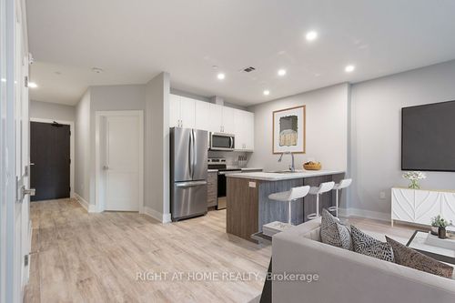 107-18 Campus Trail, Huntsville, ON, P1H0K2 | Card Image