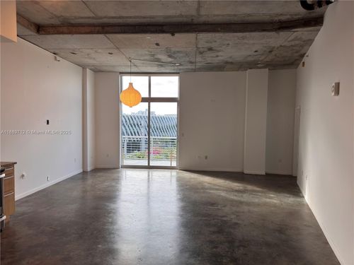 apt-522-2001 Meridian Ave, Miami Beach, FL, 33139-1552 | Card Image