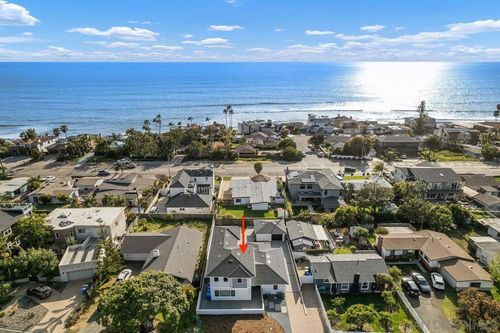 5301 Los Robles Dr, Carlsbad, CA, 92008-4331 | Card Image