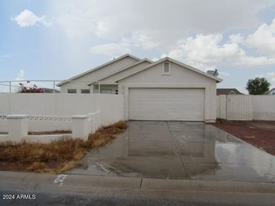 11118 W Loma Vista Drive, House other with 4 bedrooms, 2 bathrooms and null parking in Arizona City AZ | Image 1