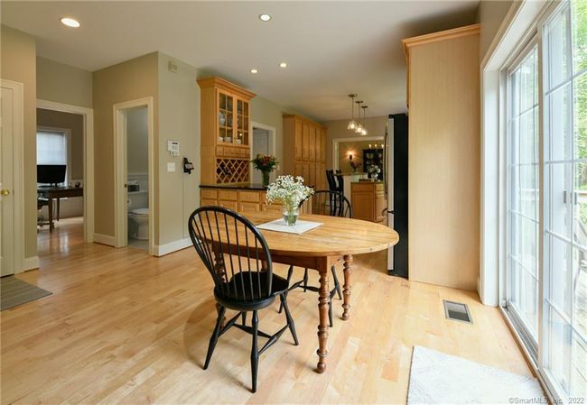 1230 Reservoir Rd, House other with 4 bedrooms, 3 bathrooms and null parking in Cheshire CT | Image 17