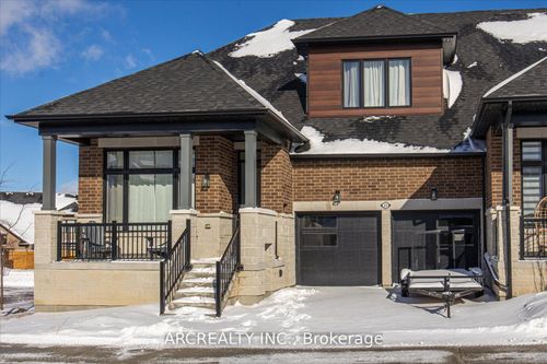 23 Vern Robertson Gate, Uxbridge, ON, L9P1R4 | Card Image