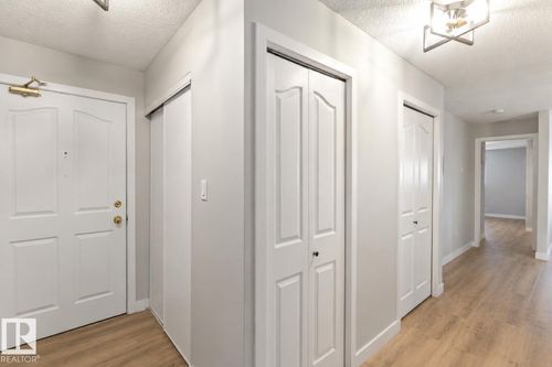 329-17447 98a Ave Nw, Edmonton, AB, T5T6M4 | Card Image