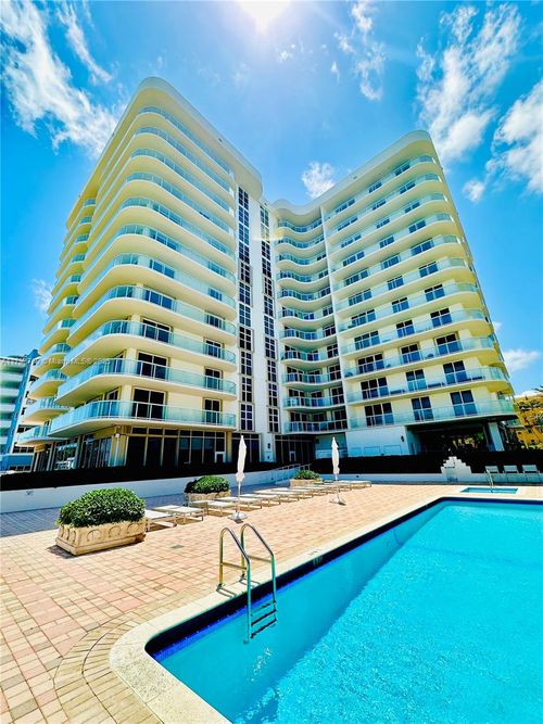 7h-8855 Collins Ave, Surfside, FL, 33154-3438 | Card Image