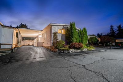 107 - 27111 0 Ave, House other with 2 bedrooms, 2 bathrooms and 5 parking in Aldergrove BC | Image 1