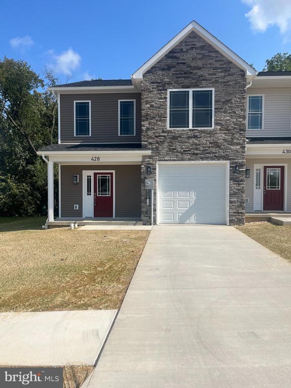 Frick Ave, Waynesboro, PA 17268