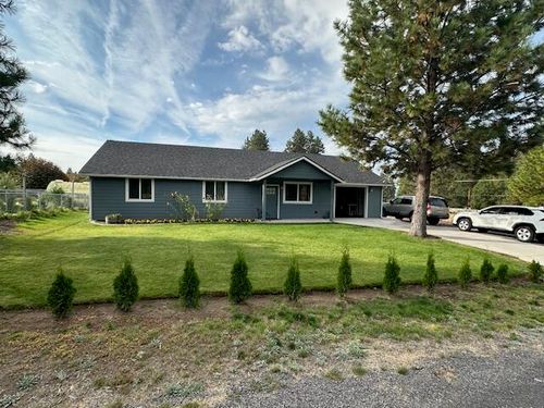 3422 Shoshoni Dr, Chiloquin, OR, 97624-6840 | Card Image