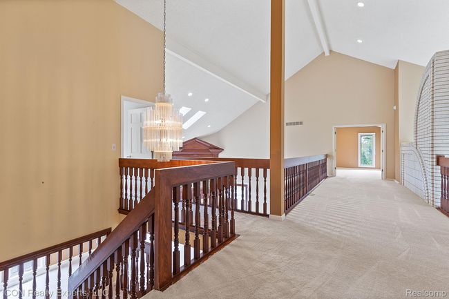 5215 Deer Run Cir, House other with 5 bedrooms, 7 bathrooms and null parking in Orchard Lake MI | Image 51