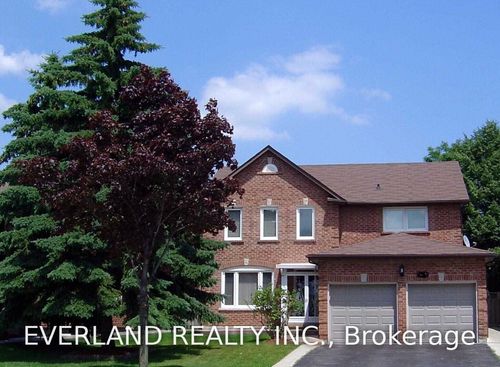 4101 Loyalist Dr, Mississauga, ON, L5L3Z1 | Card Image