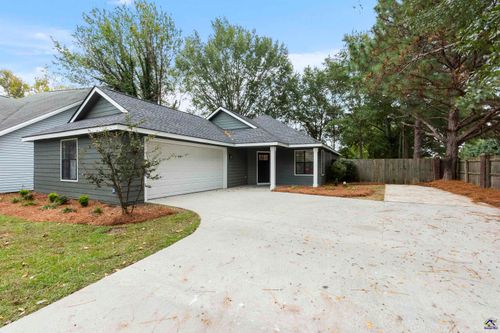 100 Pebblebrook E, Warner Robins, GA, 31088-3200 | Card Image