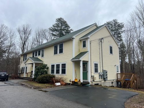 3 B Gordon Ct, York, ME, 03909 | Card Image