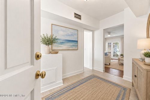 15041506-1504 Palm Ave, Jacksonville, FL, 32207-2916 | Card Image