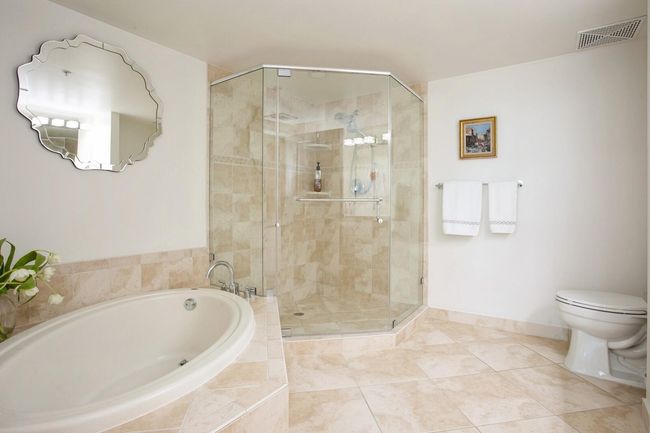 APT-604 - 403 S Sapodilla Ave, Condo with 3 bedrooms, 3 bathrooms and null parking in West Palm Beach FL | Image 15