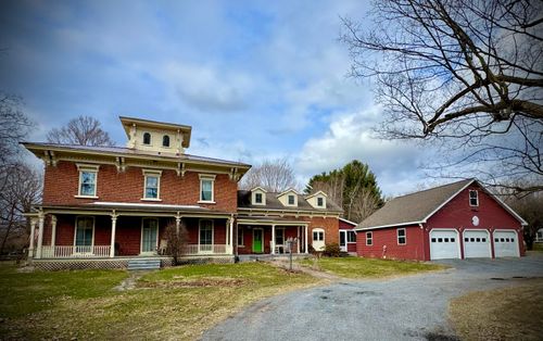 60 Oak St, Champlain, NY, 12919-5020 | Card Image