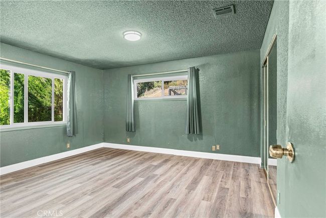 26865 Elizabeth Lake Rd, House other with 2 bedrooms, 2 bathrooms and 2 parking in Lake Hughes CA | Image 29