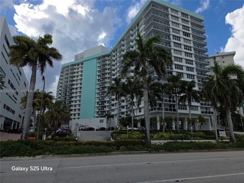 619-3725 S Ocean Dr, Hollywood, FL, 33019-2908 | Card Image