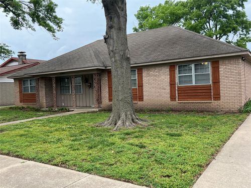 6967 E 18th St, Tulsa, OK, 74112-7607 | Card Image