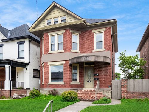 1360 S High St, Columbus, OH, 43207-1042 | Card Image