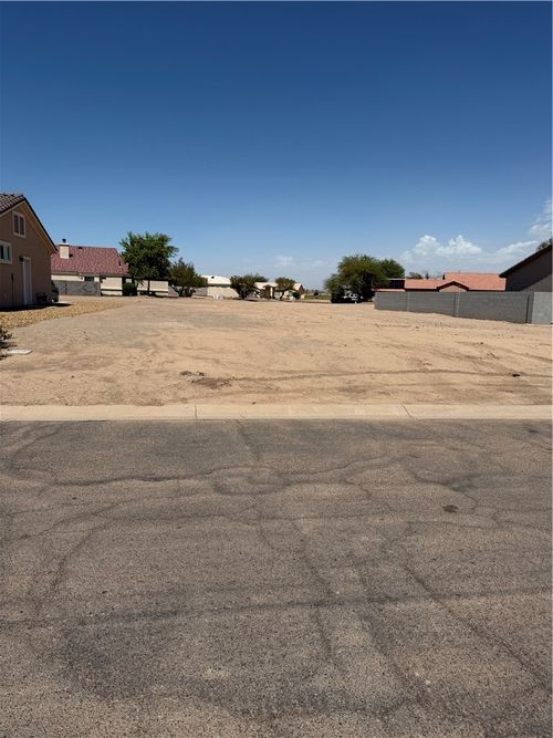 1711 E Valley Pkwy, Mohave Valley, AZ, 86440-9006 | Card Image