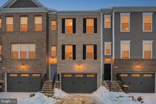 8909 Beckett St, UPPER MARLBORO, MD, 20774-2692 | Card Image