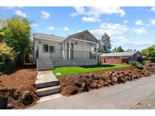 5020 Se Bush St, Portland, OR, 97206-3035 | Card Image