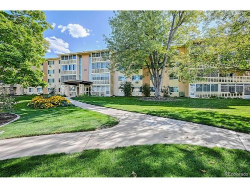 unit-8b-745 S Alton Way, Denver, CO, 80247-1829 | Card Image