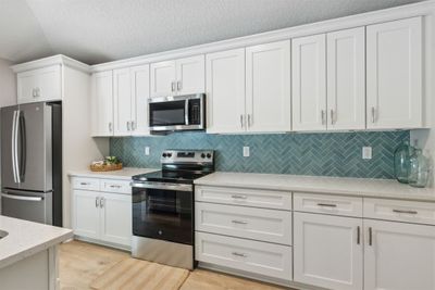 gorgeous new kitchen | Image 3