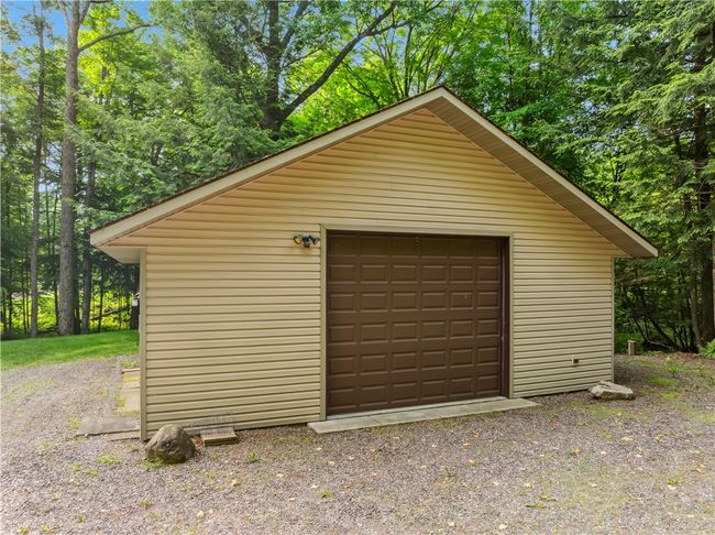 Detached garage/shed | Image 28
