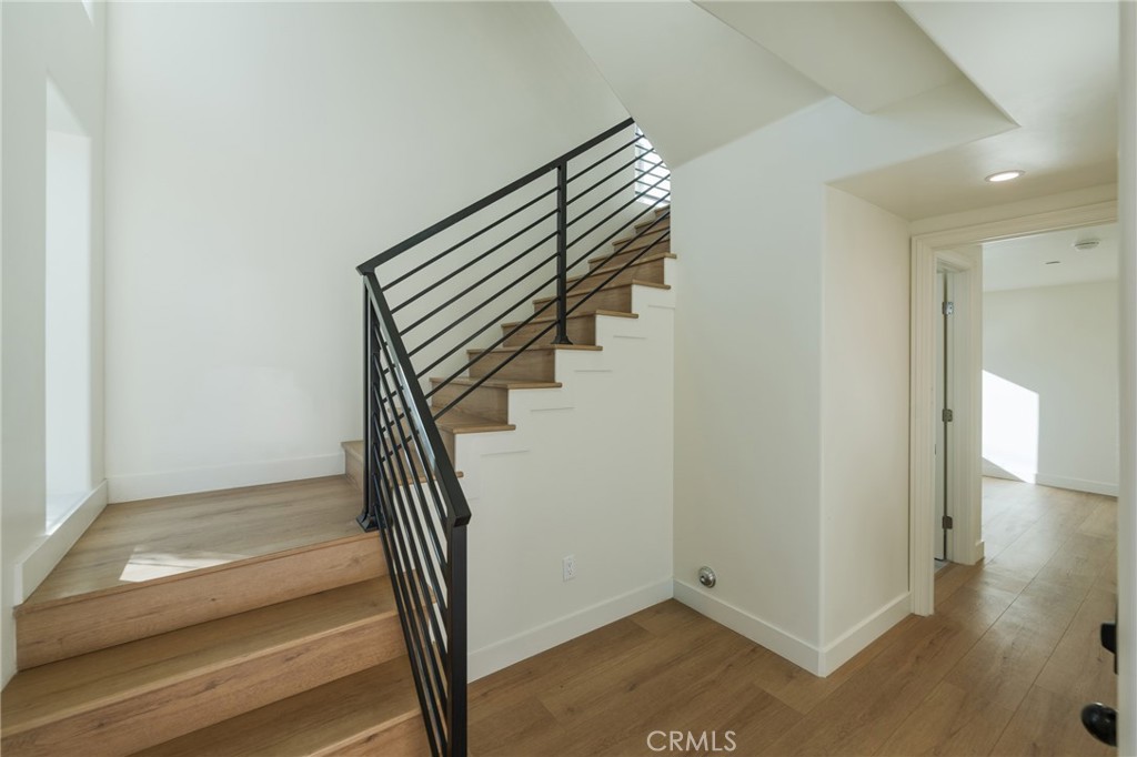 Residential Lease in Los Angeles 3