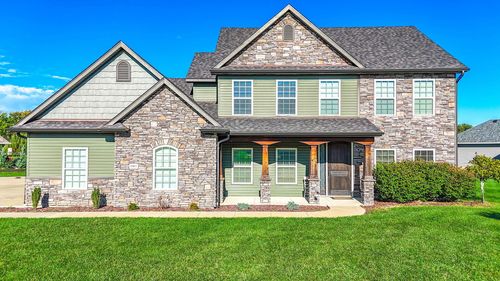 1003 Hampton Dr, CENTRALIA, MO, 65240-1081 | Card Image