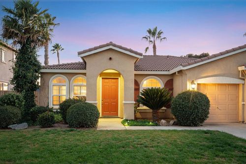 11447 Mirage Dr, Chowchilla, CA, 93610-8027 | Card Image