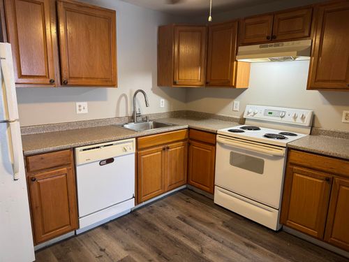 402-12 E Side Dr, Concord, NH, 03301-5432 | Card Image