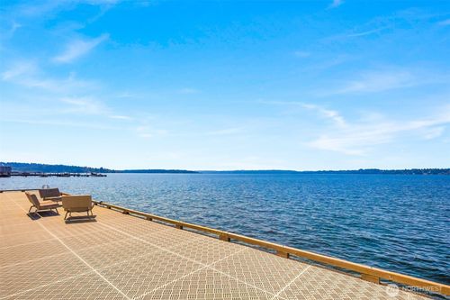 apt-101-733 Lake St S, Kirkland, WA, 98033-6436 | Card Image