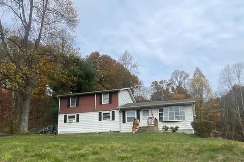 6744 Route 422 Hwy W, Indiana, PA, 15701-4425 | Card Image