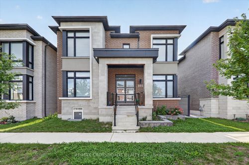 202 Webb St, Markham, ON, L6B1N9 | Card Image