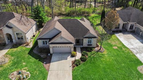 18488 Summer Wind Ln, South Bend, IN, 46637-4592 | Card Image
