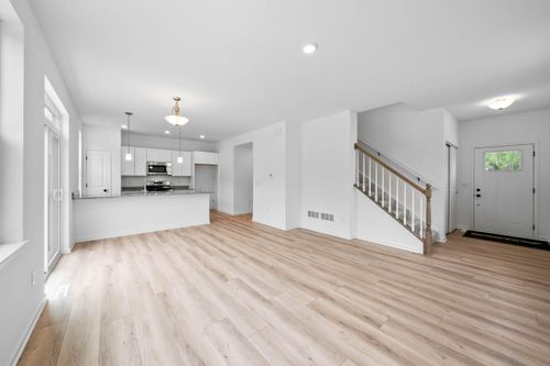 1586 Meadowview Ct, Whitewater, WI, 53190-5604 | Card Image