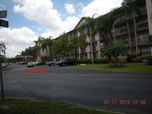 402h-700 Sw 137th Ave, Pembroke Pines, FL, 33027 | Card Image