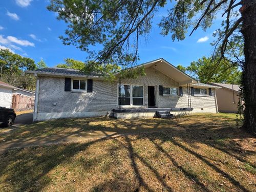 3728 Faulkner Dr, Nashville, TN, 37211-4938 | Card Image