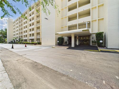 apt-702-700 Mirror Ter Nw, WINTER HAVEN, FL, 33881-2383 | Card Image