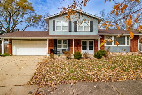 7 Purchase Ct, Bolingbrook, IL, 60440-1317 | Card Image