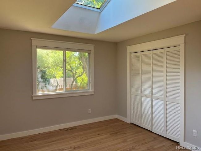 Main floor - Primary BR1 | Image 12